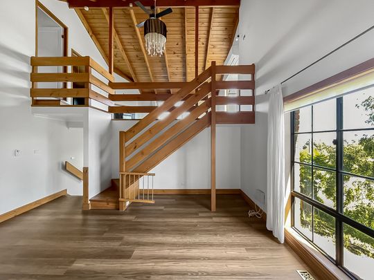 10 Talgarno Court, Mount Pleasant - Photo 1