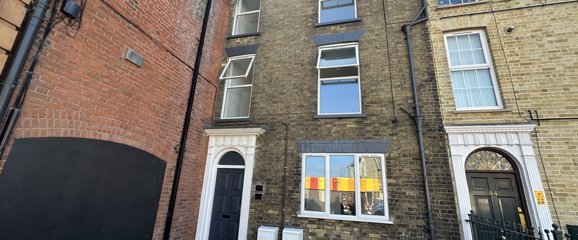 St. Georges Road, Great Yarmouth - Photo 1