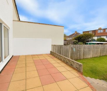 3 bedroom end of terrace house to rent - Photo 1