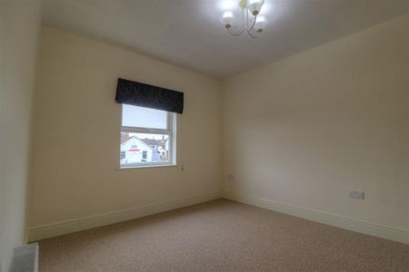 2 BED Apartment To rent - Photo 4