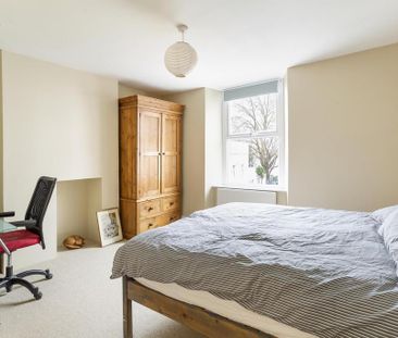 2 bedroom terraced house to rent - Photo 3