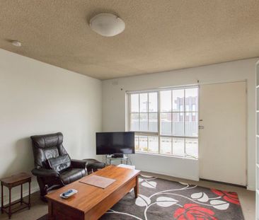 If You Want Simple, Neat and Quiet… Then This One Is For You! - Photo 1