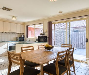 PERFECT FAMILY HOME - Photo 4
