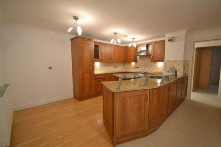 Wigan Road, Standish, Wigan, WN1 - Photo 4