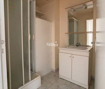 Location Appartement 2 pièces 36m² COUTANCES 50200 - Photo 4