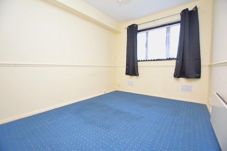 Capstan Close, Chadwell Heath, RM6 - Photo 4