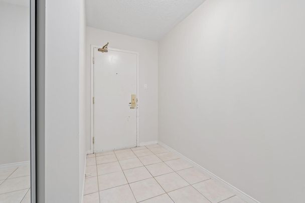 For Lease - 887 Bay Street Unit# 606, Toronto, Ontario - Photo 1