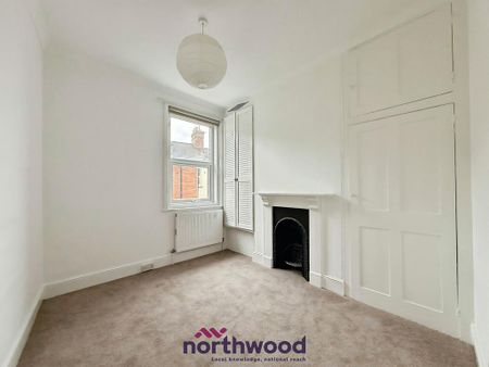 2 bedroom terraced house to rent - Photo 2
