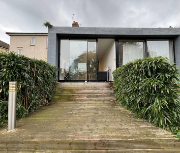 Wolfe Crescent Room 4 - Photo 4