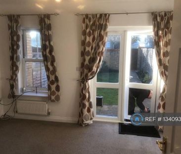 2 bedroom terraced house to rent - Photo 2