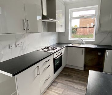 Grasmere Road, Dewsbury, West Yorkshire, WF12 - Photo 4