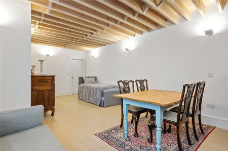 4 bedroom detached house to rent - Photo 2