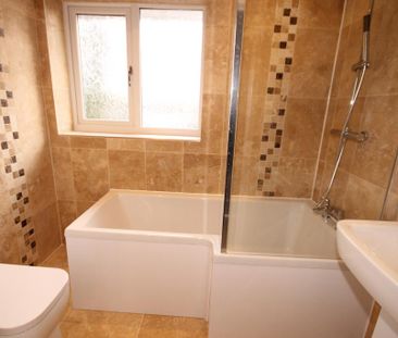 3 bedroom semi-detached house to rent - Photo 6