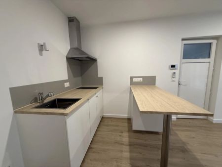 AGEN, appartement type studio entièrement refait à neuf - Photo 3
