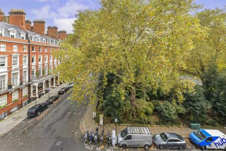 3 bedroom flat in London - Photo 3