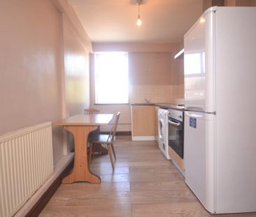 1 bedroom Flat To Let - Photo 4