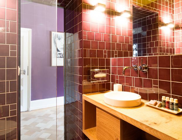 City-Residence: Lila im LINDENBERG - Individuelles Designer-Studio in Stadtvilla - Photo 1