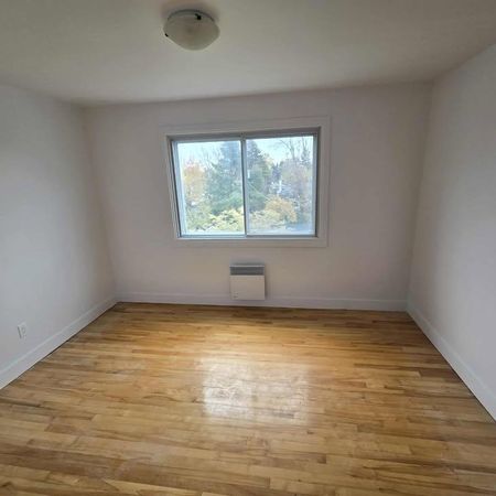 4 1/2 Charlesbourg - 47e rue Ouest - Photo 3