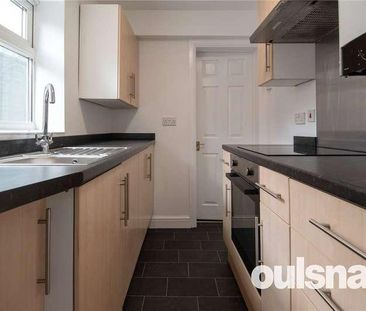Warren Road, Stirchley, Birmingham, West Midlands, B30 - Photo 2