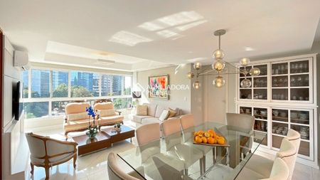 Apartamento com 3 quartos e 103m² para alugar em Petrópolis, Porto Alegre. - Photo 3