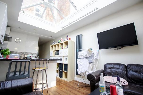 7 bedroom house to rent - Photo 1