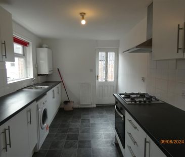 3 bed flat to rent in Mowbray Street, Heaton, NE6 - Photo 5