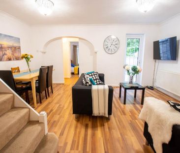 5 bedroom house to rent - Photo 2