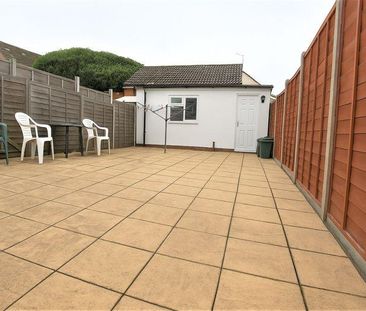 House share to rent - Photo 1