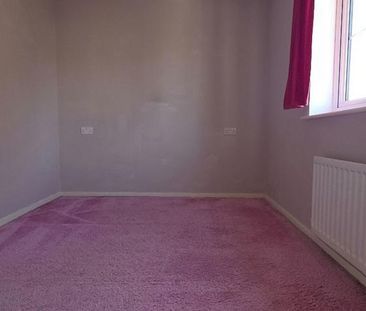 2 bedroom semi-detached house to rent - Photo 5