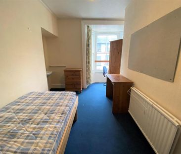 1 bedroom in a house share to rent - Photo 6