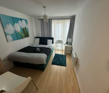 2 Bed Flat, Middlewood Street, M5 - Photo 4