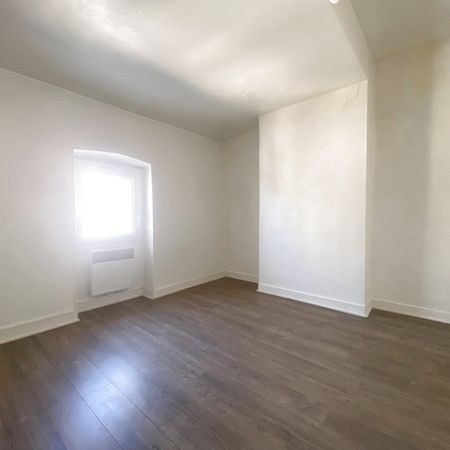 Location Appartement 3 pièces 49m² BORDEAUX 33000 - Photo 3