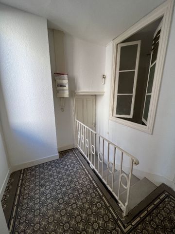 Location Appartement 1 pièce 35m² - Photo 4
