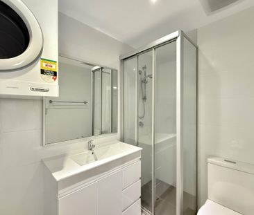 Comfortable Living in a Convenient Homebush West Location - Photo 4