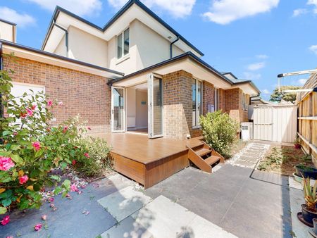 3/78 Fewster Road, Hampton VIC 3188 - Photo 2