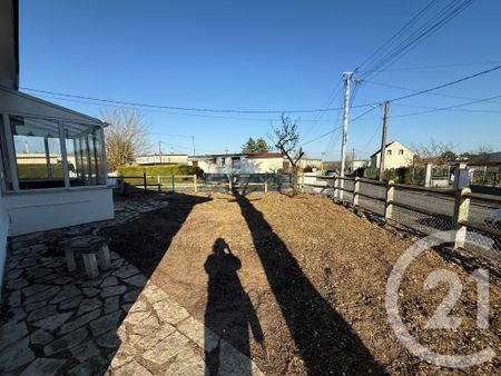 Location Maison 4 pièces 61m² ST PIERRE LES NEMOURS 77140 - Photo 4