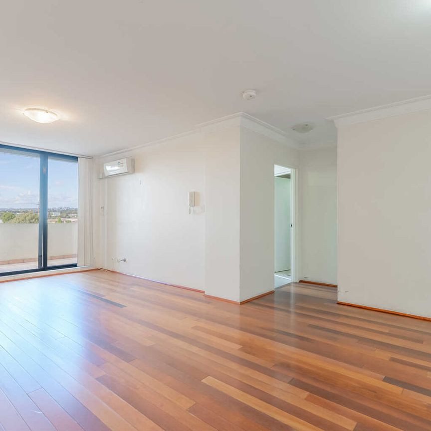19/1 Kensington Street Kogarah - Photo 1