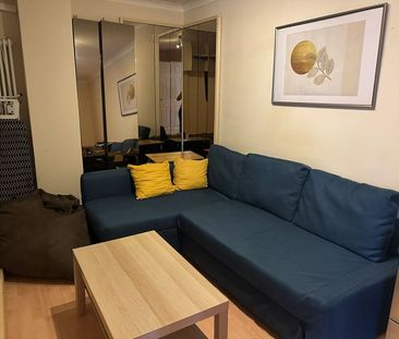 Room in a Shared House, Lockesfield Place, E14 - Photo 1