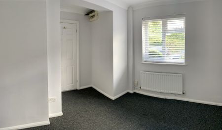 Newly Refurbished One Bedroom Apartment for Rent in Hitchin - Photo 4