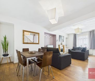 3 bedroom end of terrace house to rent - Photo 3