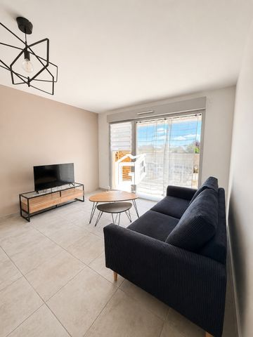 Location Appartement 2 pièces 44m² LUC LA PRIMAUBE 12450 - Photo 2