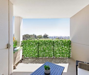 Stylish One Bedroom Apartment in a Prime Location - Photo 4