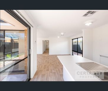 2 Morrow La, Gosnells, WA 6110 - Photo 5