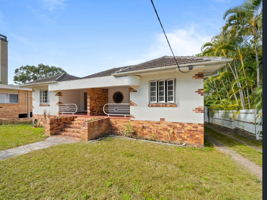 29 Central Avenue, St Lucia, QLD - Photo 1