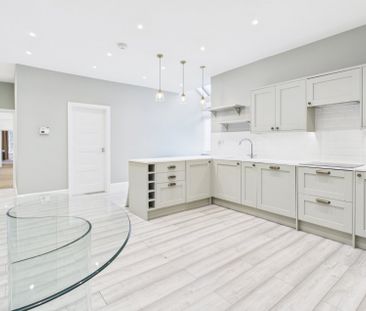 Fulmer Lane, Gerrards Cross, Buckinghamshire,SL9 - Photo 1