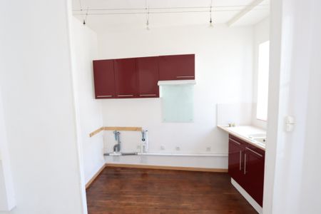 Location Appartement 2 pièces 40m² LA CHARITE SUR LOIRE 58400 - Photo 4