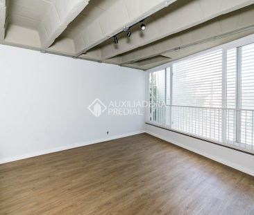 Apartamento com 1 quarto e 56m² para alugar em Petrópolis, Porto Al... - Foto 1