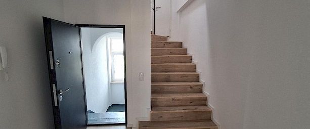 6 Zimmer Wohung Erstbezug nach Sanierung ,moderne Bäder,helle Räume und viel Platz im neuen Heim - Photo 1
