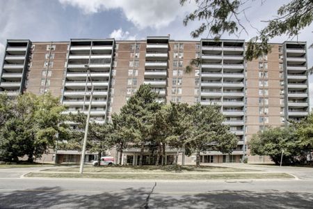Steven Tower - Photo 5