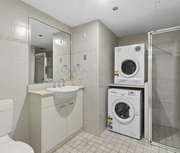 Harbour Views in the Heart of Circular Quay | Furnished - Photo 5